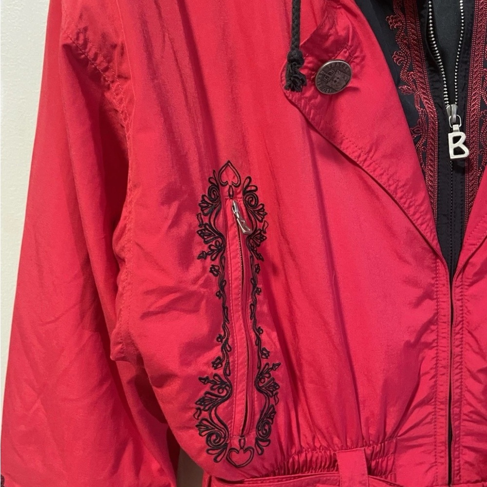 Bogner Vibrant 1990’s Red & Black Ski Suit with Black Embroidery - Picture 4 of 13